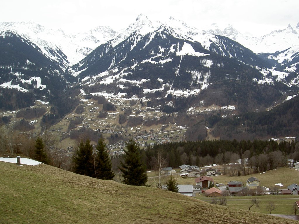 Ausblick auf den Berg Sulzfluh (2818 M.) von Bartholomberg im Montafon (17.03.2013)