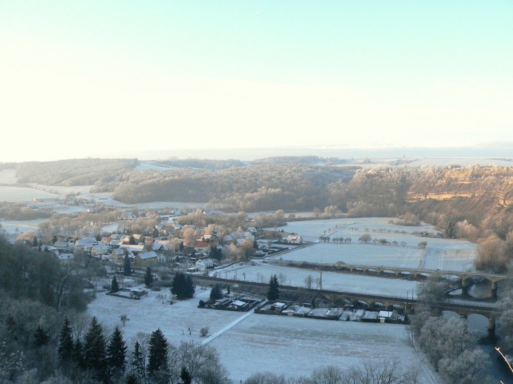 Blick vom der Rudelsburg ins Saaletal - Foto vom 03.01.2009