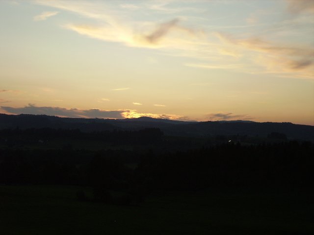 Ein schner Sonnenuntergang im Urlaub Allgu 09. Man kann auch Uraub in Deutschland machen.
