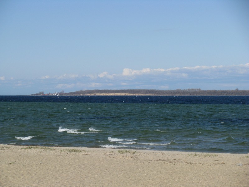 NWM; Blick von der Marina Hohen Wieschendorf zur Insel Poel (Timmendorfer Strand) 10.04.2010