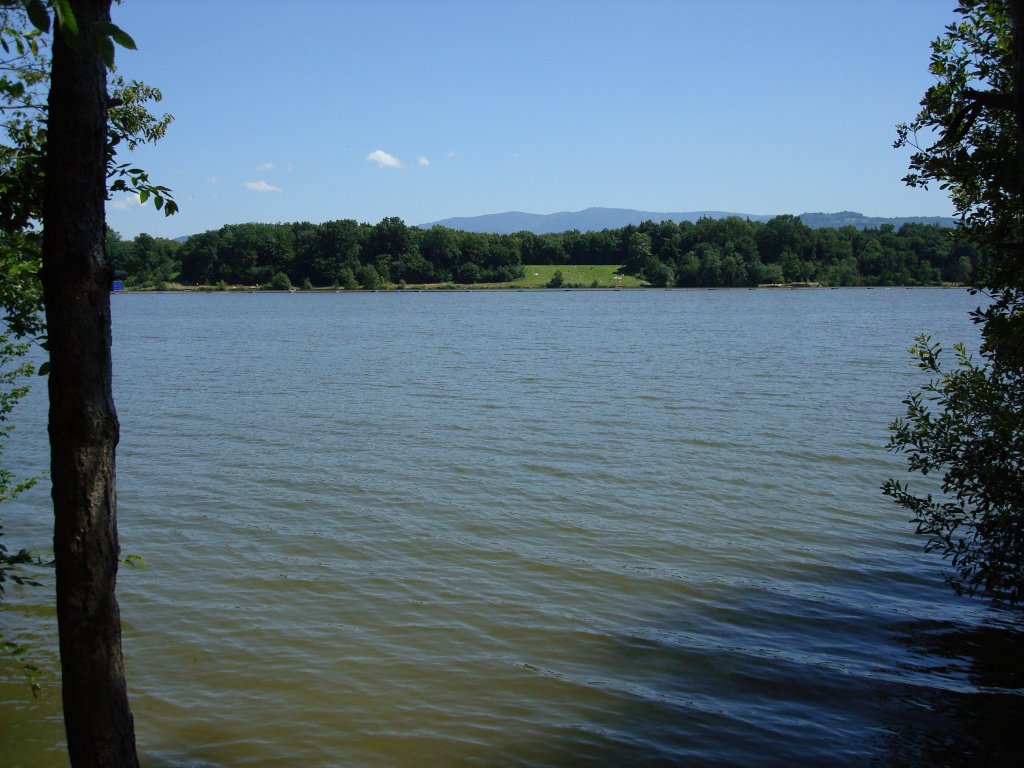 Opfinger See,
beliebter Badesee in der Rheinebene bei Freiburg,
2008