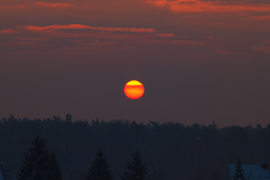 Sonnenaufgang im kalten Januar 2013.