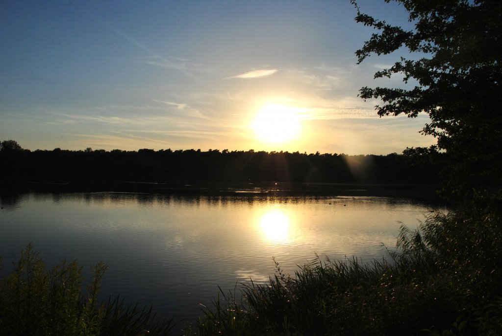 Sonnenuntergang ber den Blauen See im Lehrte um 20:10 Uhr.