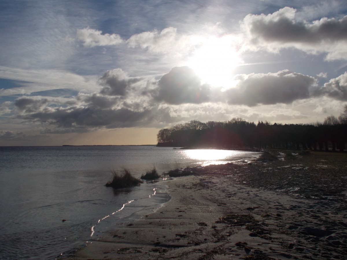 Am Strand zwischen Wreechen und Neuendorf am 08.Februar 2015.