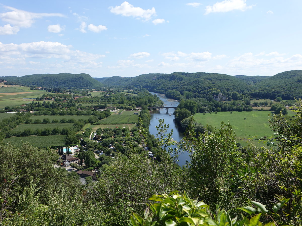 Ausblick auf das Tal der Dordogne von der Burg Beynac (22.07.2018)