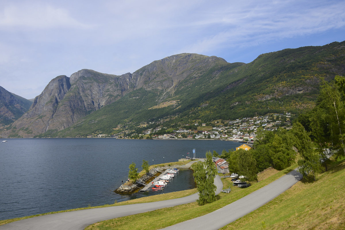 Blick auf Auflandsfjorden von Hestehagen (Norwegen). Aufnahme: 15. Juli 2018.