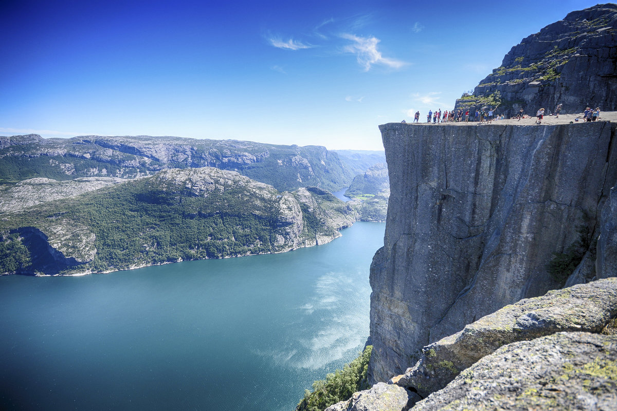 Der Preikestolen in Norwegen zählt zu den top Sehenswürdigkeiten des Landes. Aufnahme: 2. Juli 2018.
