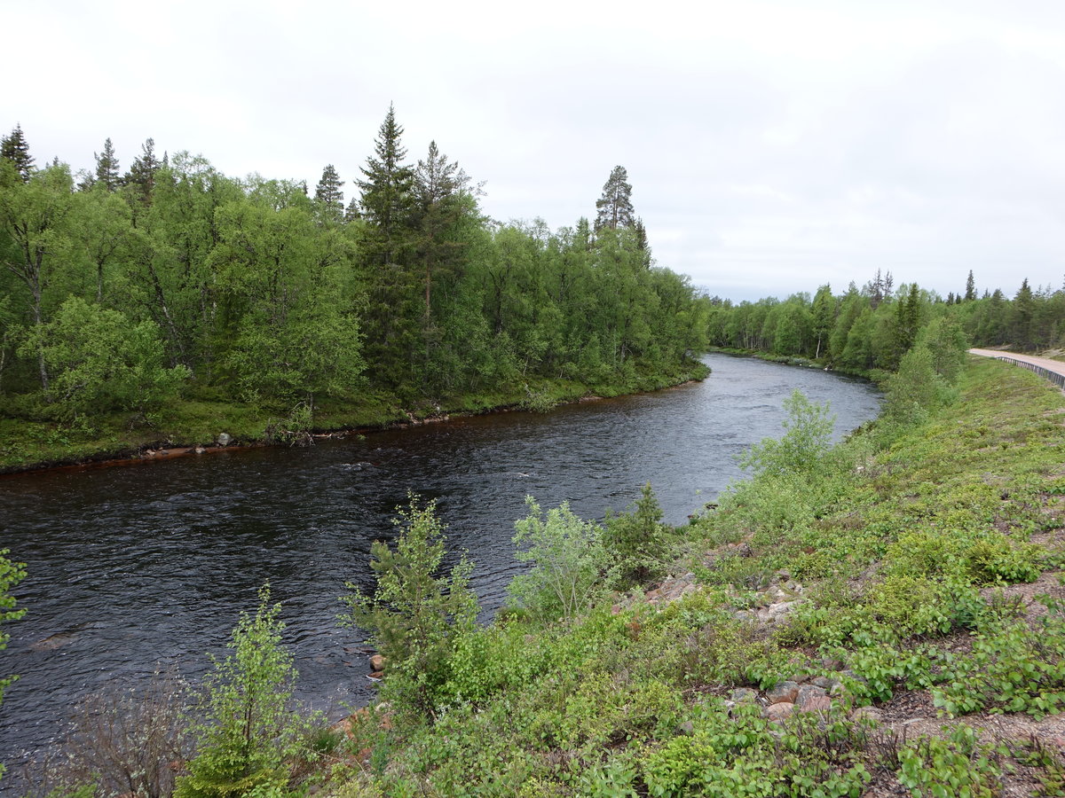 Fluss Harjan bei Lillhärdal, Gemeinde Härjedalen (17.06.2017)