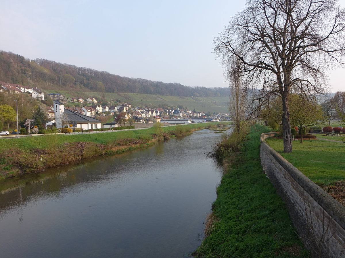 Fluss Kocher bei Niedernhall,Hohenlohekreis (14.04.2019) 
