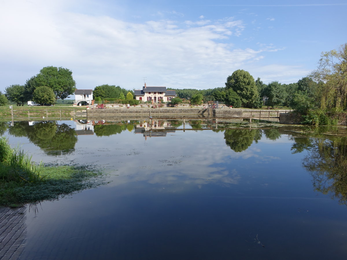Sarthe Fluss bei Cheffes, Dept. Maine-et-Loire (09.07.2017)
