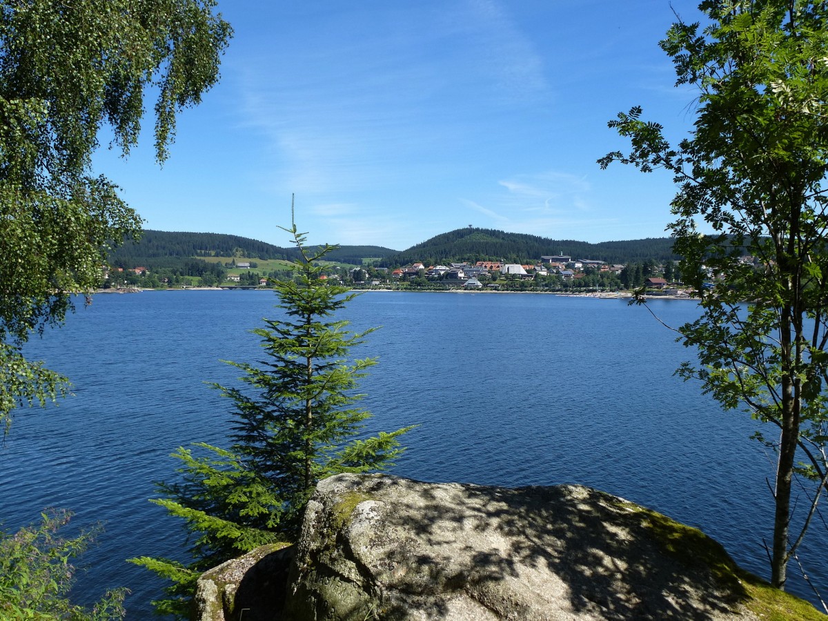 Schluchsee/Schwarzwald, Blick ber den See zur Ortschaft Schluchsee, Juli 2014