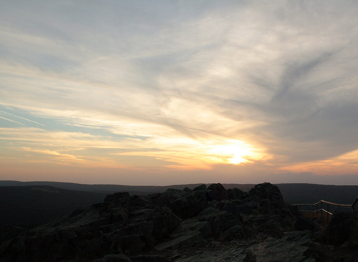 Sonnenuntergang auf der Felskanzel der Achtermannshöhe; Aufnahme vom 16. August 2012...