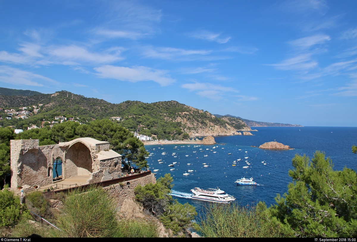 Von der Burg des Seebades Tossa de Mar (E) bietet sich ein wunderbarer Blick auf die Costa Brava am Mittelmeer.
[17.9.2018 | 15:00 Uhr]