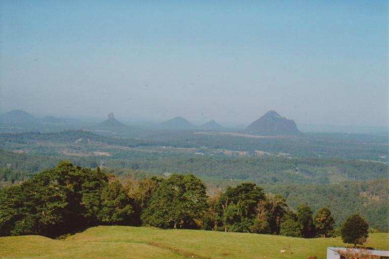 Aussicht von einem Aussichtspunkt ber eine Landschaft in Queensland/Australien