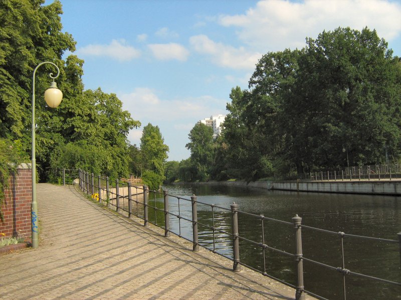 BERLIN, Am Landwehrkanal Sommer 2007