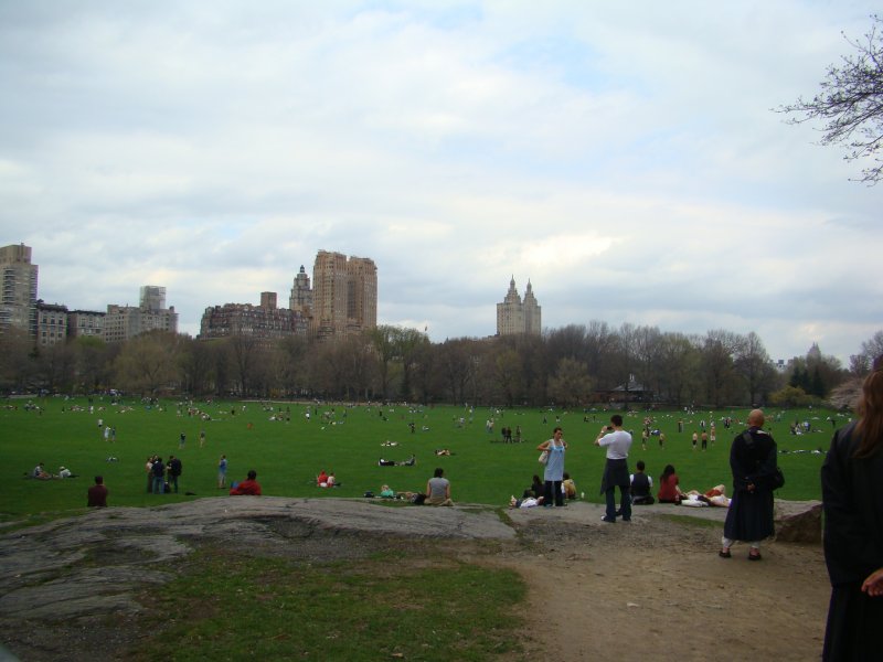 Blick auf Sheep Meadow im Central Park. Aufgenommen am 12.04.08