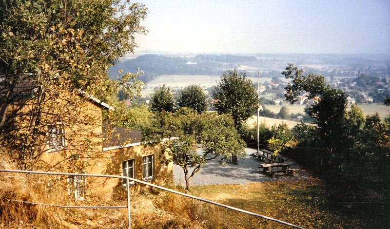 Blick von der Koitzsche bei Hrnitz ins Zittauer Becken, Aufnahme  vom 26.9. 1991z
