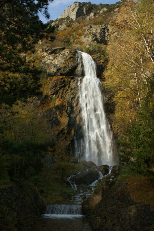 Der Wasserfall Pisse- Vache im Herbstlicht.
(November 2008)