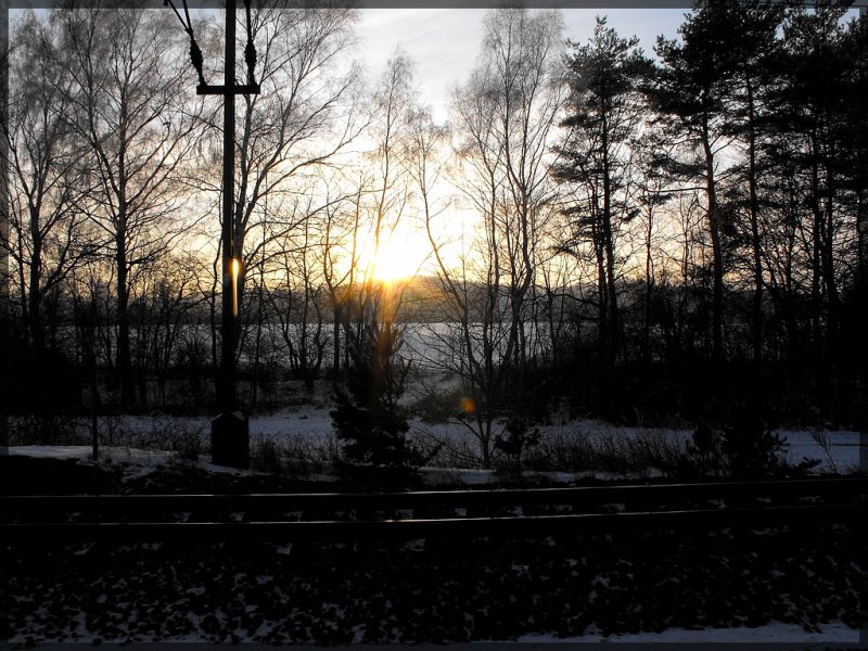 Abendstimmung am Bahnhof Mausheim.  
