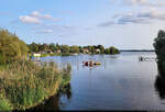 Idyllisches Havel-Ufer an der Insel in Werder, fotografiert von der Inselbrücke.