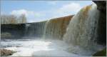 Rauschende und schumende Ansicht des Jgala Wasserfalls.