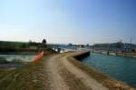Bei Troussey berspannt die Trogbrcke vom Canal de la Marne au Rhin die Meuse; 25.03.2012 