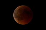 Mondfinsternis am 27.7.18. Roter Mond am späten Abend um ca. 23 Uhr. Aufgenommen bei Murrhardt-Köchersberg.