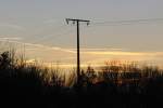 Strommast als Kontrast zum Abendhimmel bei Hofheim i. Ufr., aufgenommen am 27.11.2013