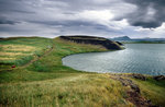 Am  See Mývatn (isländisch „mý“:„ Mücken“, „vatn“: „Wasser“ – deutsch „Mückensee“) liegt auf dem Gebiet der