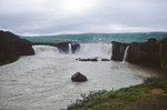 Der Dettifoss ist der größte Wasserfall im Nordosten Islands. Bild vom Dia. Aufnahme: August 1995.
