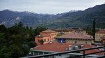 Blick am Morgen vom Balkon des Palace Hotel in Arco di Trento auf die Berge (Ausläufer der Brenta Gruppe, Brentner Dolomiten (Dolomiti di Brenta)); Provinz Trentino, 13.04.2015    