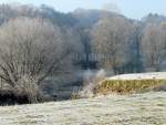 Die scheinbar so harmlose Alzette schlngelt sich durch ihr Tal bei Gosseldange (Luxemburg). 22.12.07