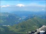Aussicht vom Jungfraujoch (3454 m) auf die Kleine Scheidegg, Wengen und Interlaken aufgenommen am 30.07.08. (Hans)