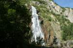 Der Pissevache Wasserfall ist 114 Meter hoch und von bezaubernder Schnheit.
(September 2008)