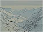 Aussicht aus dem Glacier Express auf das Gotthardmassiv in der Nhe von Ntschen (Kanton Uri). 26.12.09 (Jeanny)
