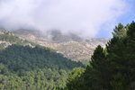 PIEDRALAVES, 30.09.2015, Blick auf Berggipfel der Sierra de Gredos, deren höchste Erhebung 2.592 m misst