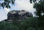 Der Monoloth Sigiriya im zentralen Sri Lanka. Aufnahme: Januar 1989 (Bild vom Dia).