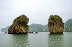 Inseln und Felsen in der Halong-Bucht