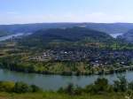 Mittelrheintal Bei Kestert macht der Rhein eine richtige Kurve.