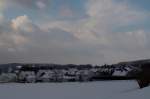 verschneites Dorf
Ort: M�hnesee-G�nne/Sauerland
aufgenommen: Montag, ...  Helmut W. Hoffmann 04.02.2010