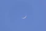 Der Mond als Sichel aufgenommen am 17.4.2010 ... Der Mond als Sichel aufgenommen am 17.4.2010 ...