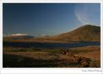 Blick �ber die Bellacragher Bay auf den Claggan Mountain, Irland ...