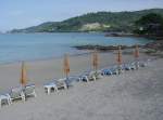 Am Strand von Kamala Beach auf der Insel Phuket am ...