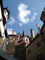 Moseltal Aufnahme im Innenhof der Burg Eltz, bei Moselkern. 