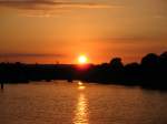Sonnenunterg�nge Ein Sonnenuntergang �ber der Mosel.