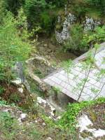Koranaregion Die alte M�hle nahe Catrnija von oben. Heute ist die Korana ausgetrocknet, und in der M�hle ist ein Museum (Etno-Museum?????) eingezogen (Eintritt kostenlos!!!).     11.08.2007