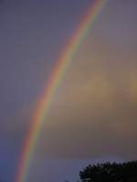 Regenbogen Regenbogen am nun wieder blaustrahlenden Osthimmel �ber Schleusingen, 17.08.2007.