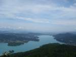 W�rthersee Der W�rthersee aus luftiger H�he vom Pyramidenkogel aus, in Richtung Klagenfurt.   14.08.2007