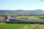Maintal Entstehung der A 73 nach Erfurt . Im Hintergrund rechts der Staffelberg.
Aufnahmeort ist oberhalb von K�sten 14.10.2007