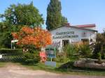 Jerichower-Land Die Gastst�tte ' Kanalst�bchen ' direkt am Ihle-Kanal in Niegripp gelegen d�rfte vielen Elberadwegtouristen nicht unbekannt sein. ( 10.10.2007 )